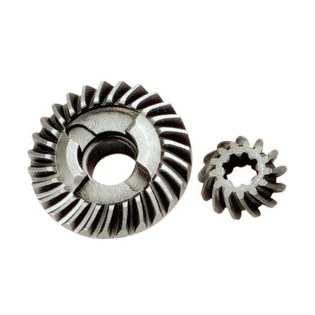 Outboard gear